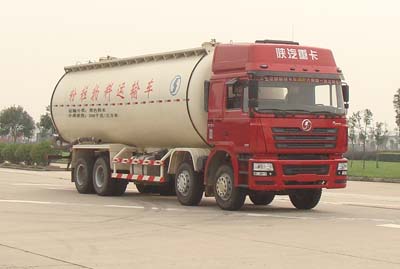 陜汽重卡 德龍F(tuán)3000 336馬力 8×4 低密度粉粒物料運(yùn)輸車(chē)(SX5316GFLNT466)