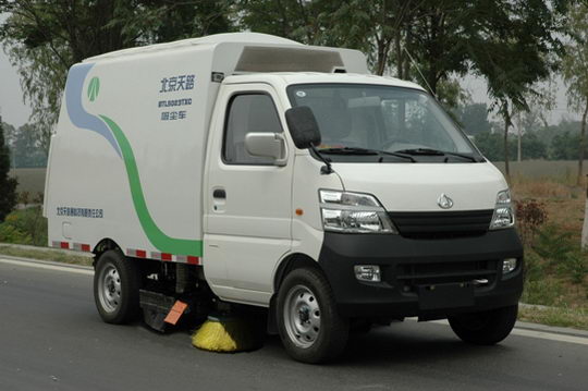 北京天路 53馬力 4×2 吸塵車(BTL5023TXC)