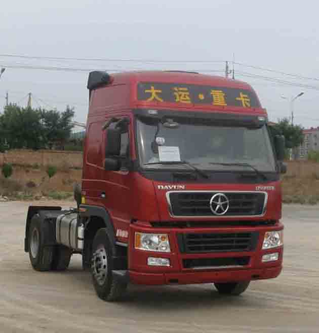 山西大運 大運N8重卡 290馬力 4×2 牽引車(CGC4180WD42)