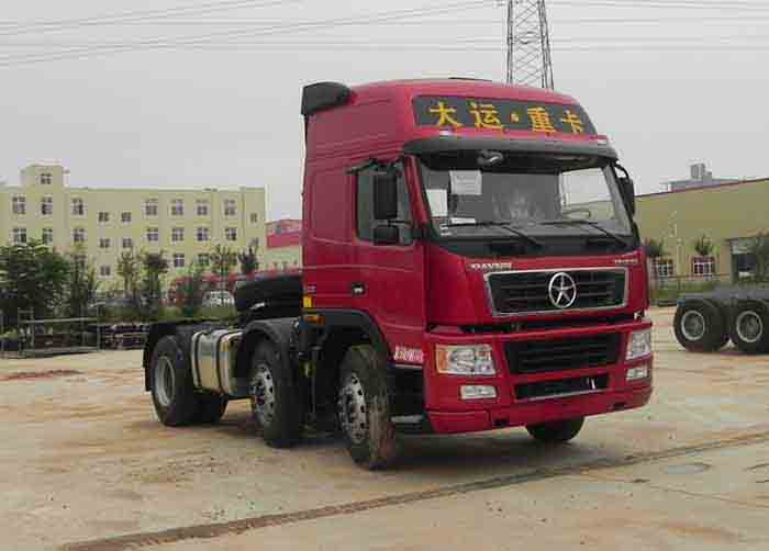 山西大運 大運N8 重卡 310馬力 6×2 牽引車(CGC4250WD3RB)