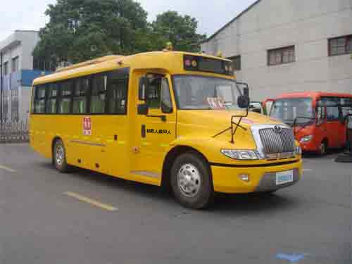 同心 160馬力 24-50人 小學生專用校車(TX6950XF)