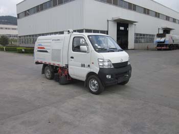 福建龍馬 53馬力 4×2 掃路車(FLM5020TSLC4)