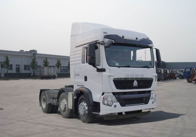 中國重汽 HOWO-T5G 重卡 340馬力 6X2 牽引車 ZZ4257N25CGD1