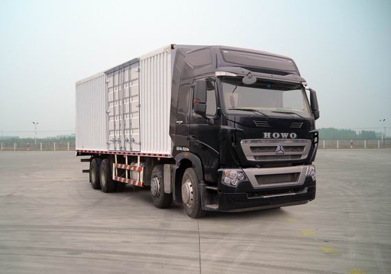 中國重汽 HOWO-T7H 重卡 400馬力 8×4 廂式 排半 載貨車(ZZ5317XXYN466MD1B)