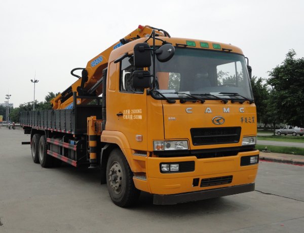 韶起重機 韶液 270馬力 6×4 隨車起重運輸車(SGQ5251JSQHG4)