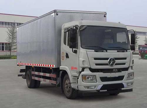 湖北大運 風(fēng)景 中卡 180馬力 4×2 廂式 排半 載貨車(CGC5161XXYD4TAA)