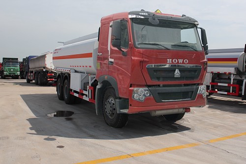 重汽綠葉 綠葉 320馬力 6×4 加油車 JYJ5257GJYD1