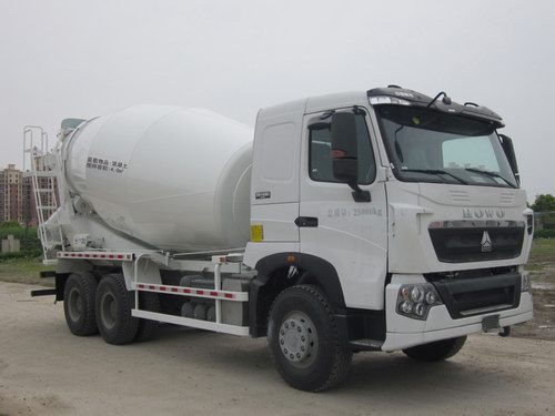 上海華建 華建 360馬力 6×4 混凝土攪拌運(yùn)輸車(HDJ5258GJBHO)