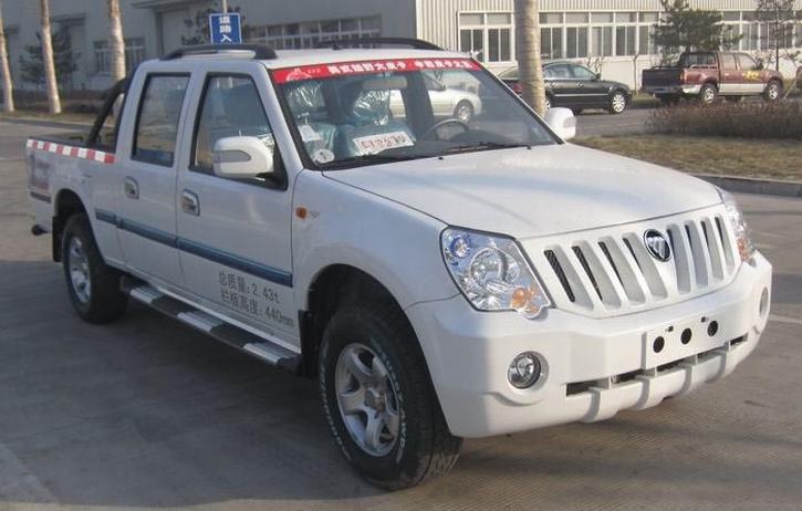 2017款 福田汽車 薩普 4×4(四驅(qū)) 皮卡 BJ1027V2MX6-X1 