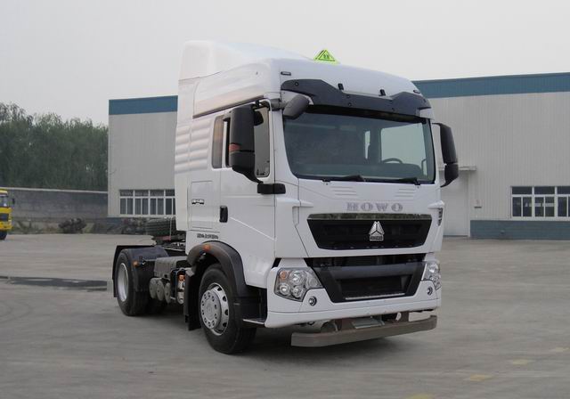 中國重汽 HOWO-T5G 重卡 340馬力 4×2 牽引車(ZZ4187N361GE1W)