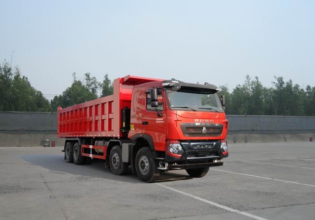中國重汽 HOWO-T7H 重卡 440馬力 8×4 自卸車(ZZ3317V426HE1)