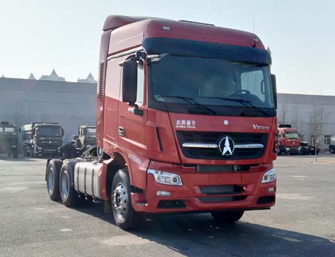 北奔重汽 北奔V3ET 重卡 430馬力 6×4 牽引車(ND4250BD5J7Z02)