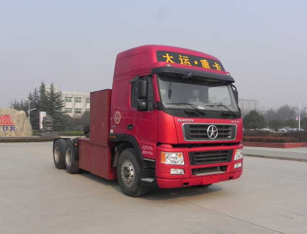 山西大運 大運N8 重卡 293馬力 6×4 牽引車(CGC4250BEV1GCG2)