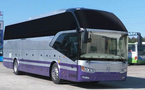 廈門金旅 金旅凱歌 375馬力 2-9人 指揮車(XML5185XZH35)