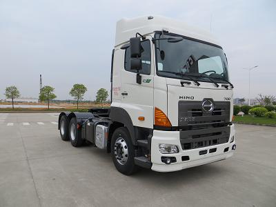 廣汽日野 700系列 重卡 380馬力 6×4 牽引車(YC4250SS2PL5)