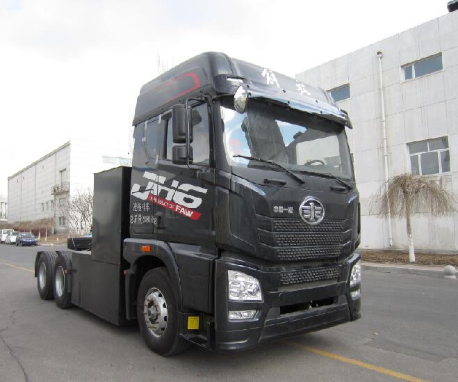 青島解放 解放JH6 重卡 290馬力 6×4 牽引車(CA4250P25T1EVA84)