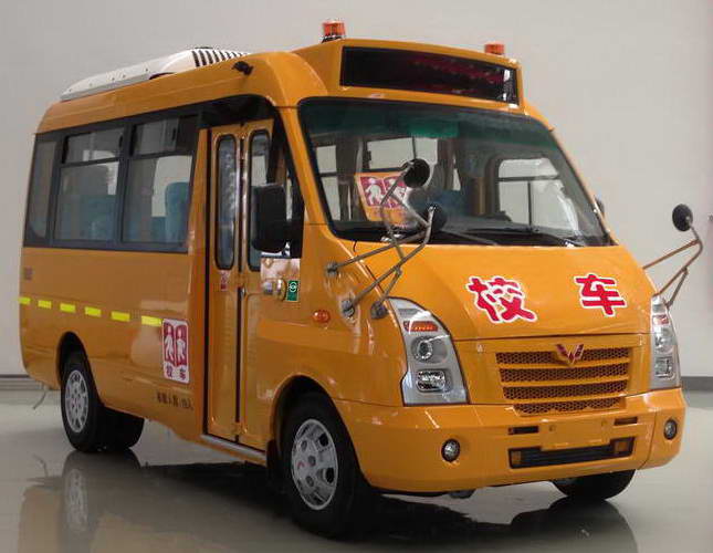 五菱汽車 五菱 136馬力 10-19人 小學生校車(GL6552XQ)