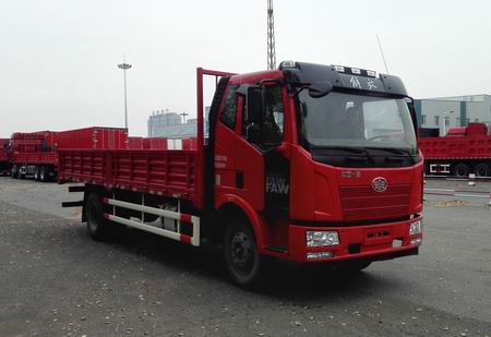 一汽解放 解放J6L 中卡 220馬力 4×2 欄板式 排半 載貨車(CA1180P62K1L4E5)