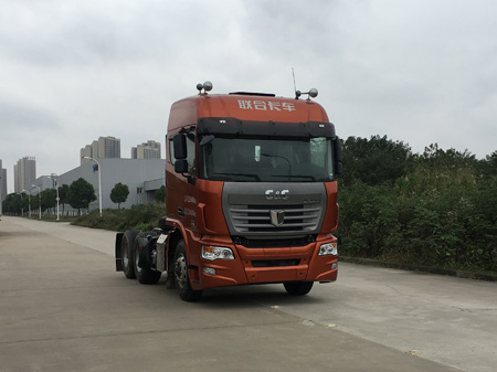 聯(lián)合卡車 集瑞聯(lián)合U520 重卡 520馬力 6×4 牽引車(QCC4252D654K-2)
