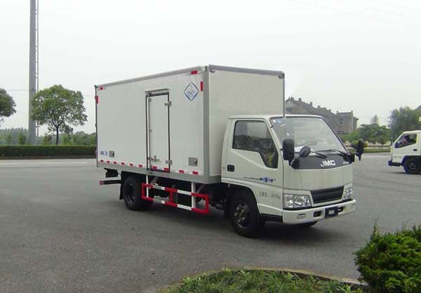 河南冰熊 冰熊 116馬力 4×2 保溫車(BXL5042XBW1S)