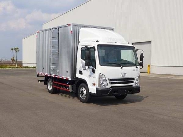 四川現(xiàn)代 盛圖 輕卡 129馬力 4×2 廂式 單排 載貨車(CHM5042XXYGDC33V)