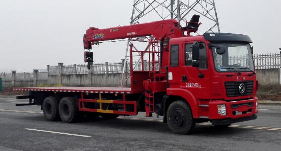 湖北大力 大力 240馬力 6×4 隨車起重運(yùn)輸車(DLQ5250JSQST5)