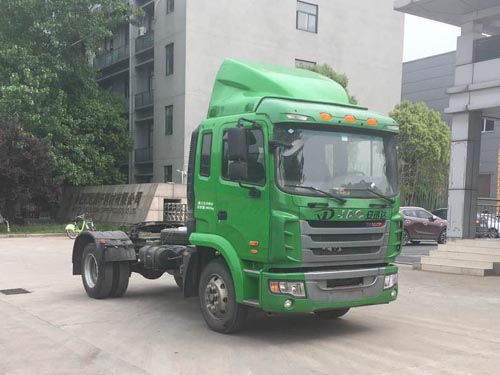 江淮汽車 格爾發(fā)K系 中卡 140馬力 4×2 牽引車(HFC4121P3N1A42V)