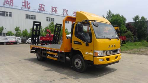 五環(huán)汽車(chē) 華通 156馬力 4×2 平板運(yùn)輸車(chē)(HCQ5042TPBHF5)