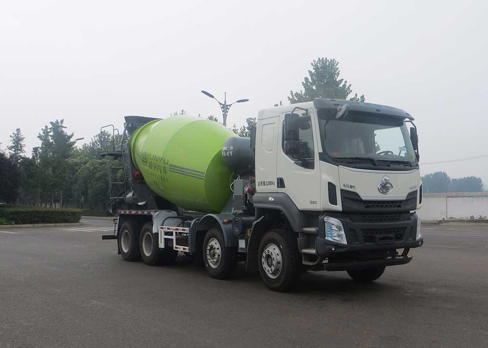 中集凌宇 凌宇 330馬力 8×4 混凝土攪拌運(yùn)輸車(CLY5319GJB30E5)