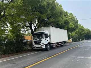 東風商用車   提供穩定路線 