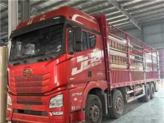 青島解放 解放JH6 375馬力解放JH6前四后八