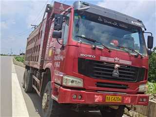 畢節二手中國重汽 豪沃重卡 