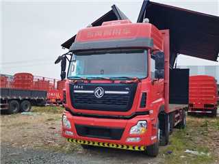 東風商用車 天龍 天龍前四后四9米6雙飛翼