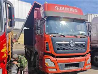 六安二手東風商用車 天龍 天龍前四后四9米6飛翼