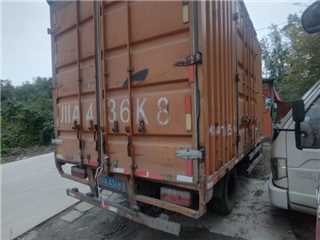 成都二手東風股份 多利卡 4.2米