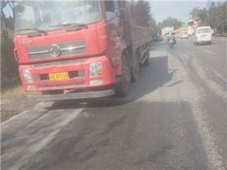 成都二手東風商用車 天錦 7.8米