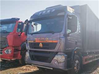 衡水二手中國重汽 豪沃TX 豪沃TX大單橋廂式貨車