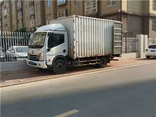 徐州二手東風股份 多利卡 4米2箱貨