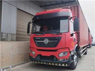 東風商用車 天錦 天錦9米8大單橋廂式貨車