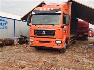 廊坊二手中國重汽 SITRAK G5 汕德卡9米8大單橋雙飛翼