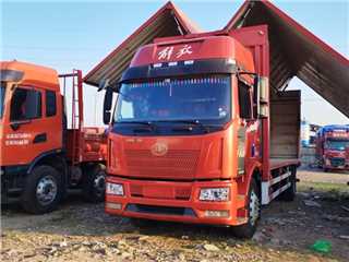 荊州二手一汽解放 解放J6L 解放7米8飛翼