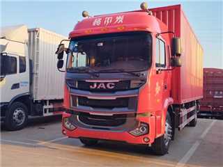 漳州二手江淮 格爾發 江淮7米8廂車