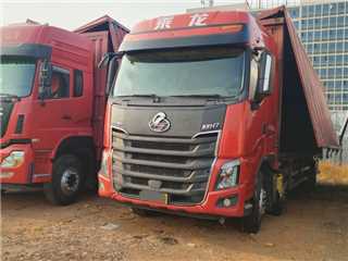 佛山二手東風柳汽 乘龍 乘龍前四后四9米6飛翼