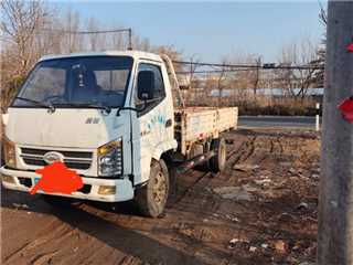 唐駿 歐冠 輕卡