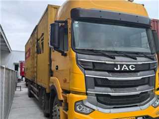 武漢二手江淮 格爾發 9.6米箱車