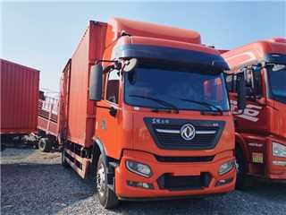 東風商用車 天錦 天錦7米8廂式貨車廂式貨車