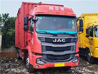 江淮 格爾發 江淮6米8廂車帶尾板廂式貨車