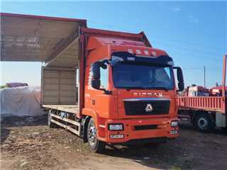 中國重汽 SITRAK G5 汕德卡9米8大單橋飛翼