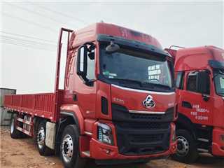 東風(fēng)柳汽 乘龍 國(guó)六乘龍前四后四7米8平板平板車(chē)